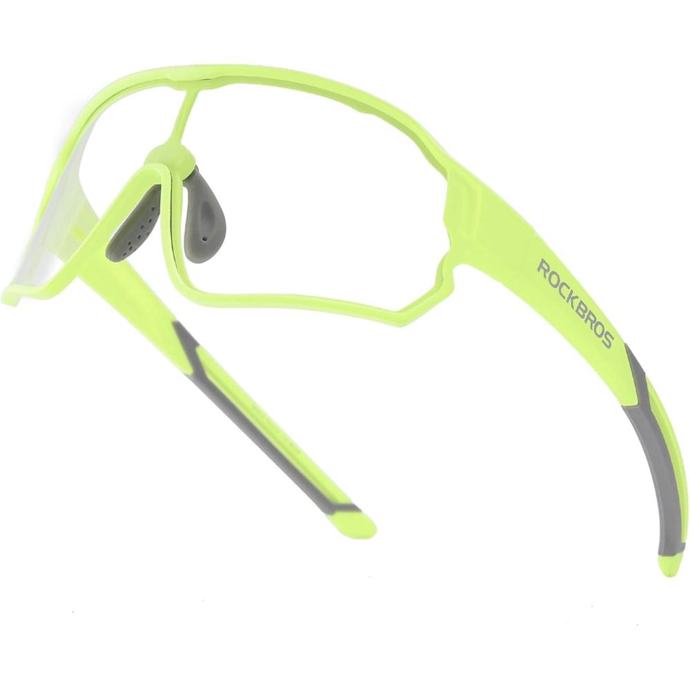 imageROCKBROS Kids Photochromic Cycling Glasses UV400 Clear to Dark Transition Sports Sunglasses for Youth Boys Girls Age 814Matte Green Photochromic