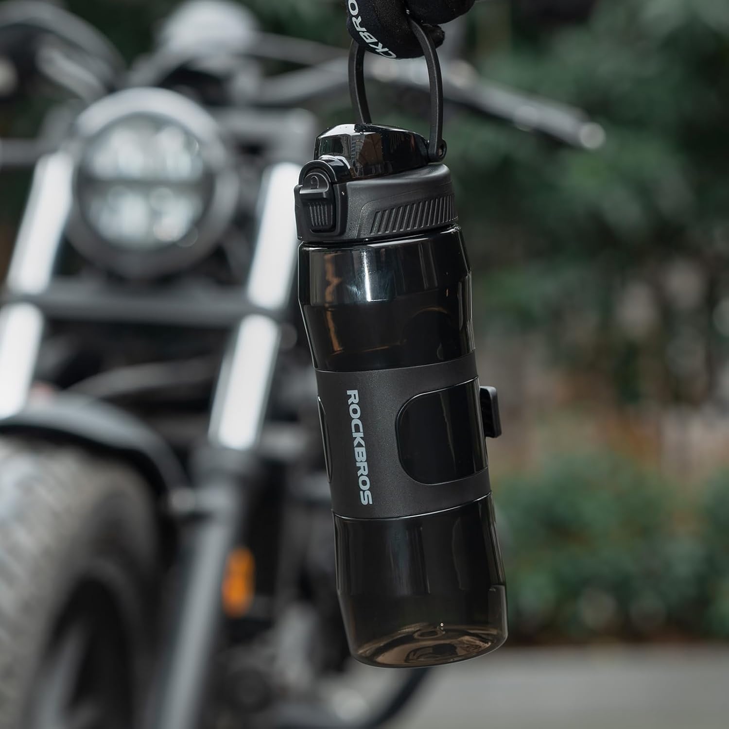 image:imageROCKBROS Bike Water Bottle BPAFree Cycling Water Bottle 24oz Magnetic Mount for MTB Road Bike Motorcycle Wheelchair
